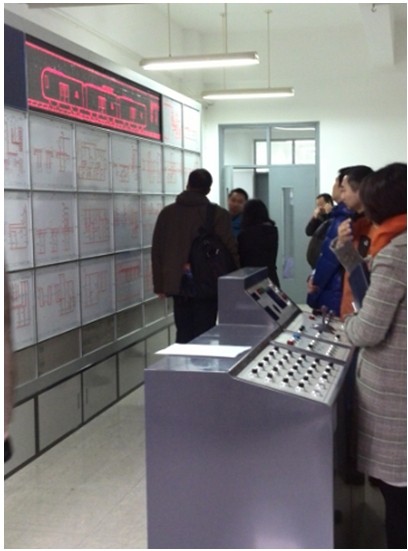 城市軌道交通列車電氣回路系統教學平臺 系統現場拍攝圖片